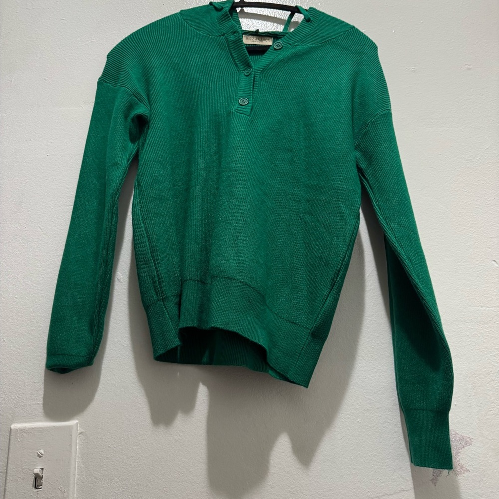 Buzz Fashion Women Hoodie Green  Button   Sweater Size Small
